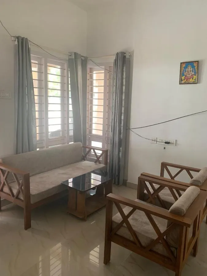 Casa Ganesha Beach Residence Irimbranallur 0*,