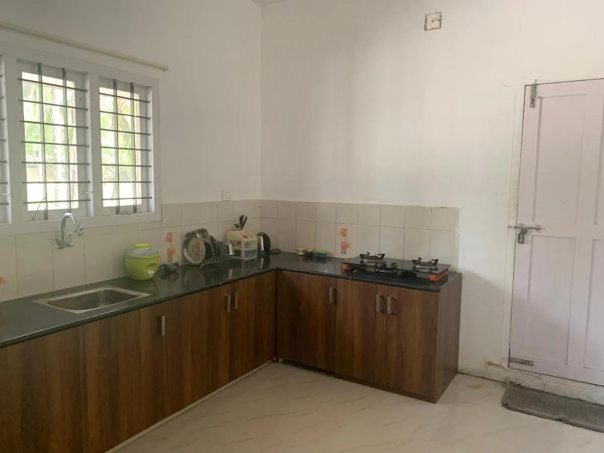 Casa Ganesha Beach Residence Irimbranallur Holiday home